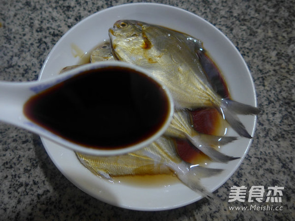 Steamed Pomfret recipe