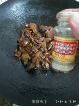 Braised Duck with Ginger Slices recipe