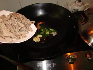 [boiled Donkey Intestines with Radish] Use The Simplest Ingredients to Make The Most Palatable Home-cooked Dishes recipe