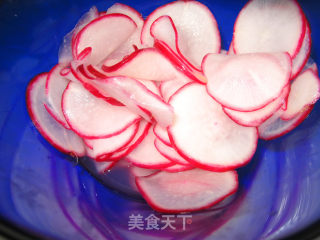 Refreshing Side Dish---sweet and Sour Radish recipe