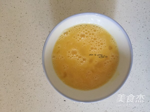 Scrambled Eggs with Onions recipe