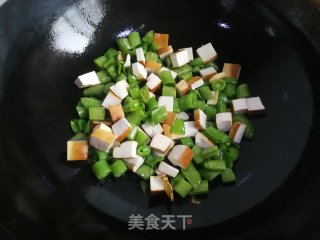 Fried Bean Curd with Sweet Beans recipe