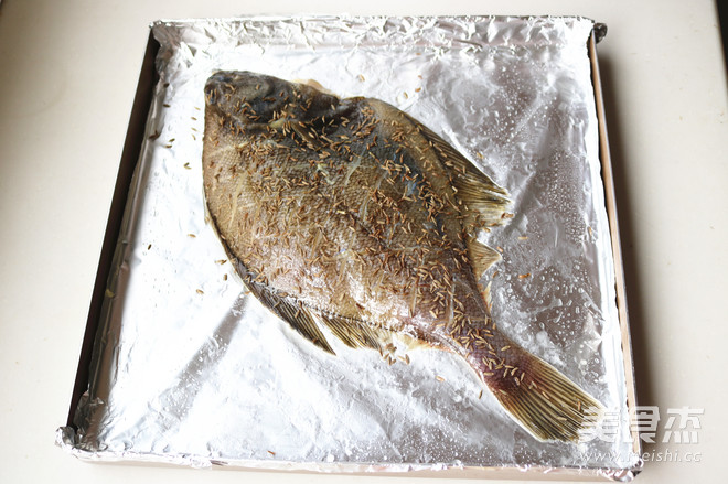 Grilled Partial Fish with Cumin recipe