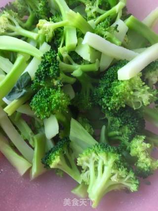 Fried Broccoli with Pork recipe