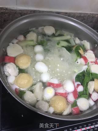 Rice Noodle Soup with Meatballs and Vegetables recipe