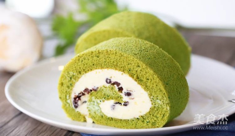 Matcha Honey Bean Cake Roll recipe