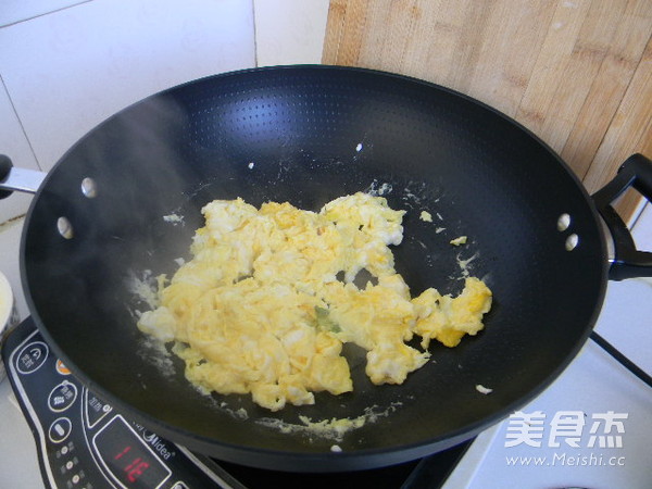 Fried Clam Meat with Egg recipe