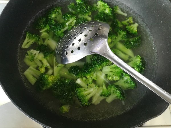 Broccoli and Potato Puree recipe