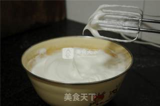 Dragon Fruit Cream Cake Roll recipe