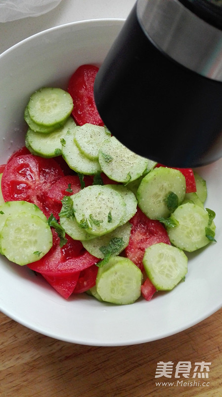 Cucumber Tomato Salad recipe