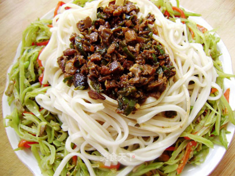 [jianjiang Noodles Made in A Pattern] Double-wire Fried Noodles recipe