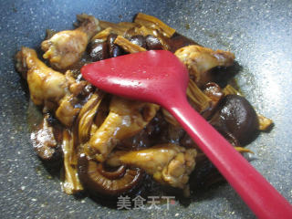 Roasted Chicken Wing Roots with Shiitake and Yuba recipe