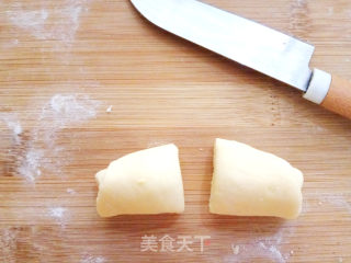 #四session Baking Contest and It's Love to Eat Festival# Scallion Cheese Salted Bread recipe