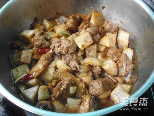 Braised Duck with Taro recipe