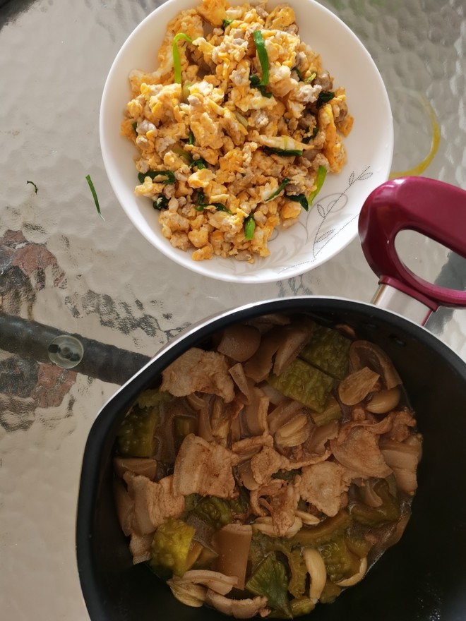 Pork Belly and Bitter Gourd Pot recipe