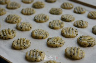 Double Cheese Milk Crispy Biscuits recipe