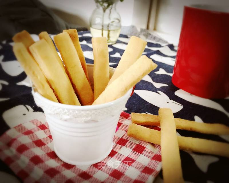 #四session Baking Contest and It's Love to Eat Festival#simple Fast Hand Extra Thick Milk Stick Biscuits recipe