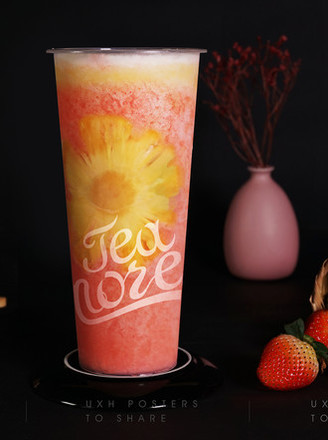 Super Fruit Tea: The Practice of Pineapple Strawberry Smoothie