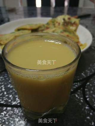 Chinese Wolfberry Soy Milk recipe