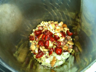 Soy Milk with Red Dates, Lily and Lotus Seeds recipe
