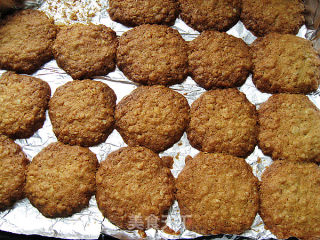 Oatmeal Crackers recipe