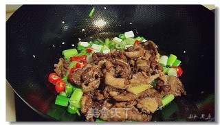 Spicy Lamb with Sauce recipe