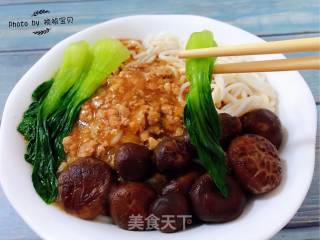 Rice Noodles with Meat Sauce and Seasonal Vegetables recipe