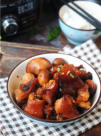 Three Cups of Soy Sauce Pork Trotters recipe