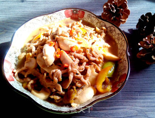Stir-fried Shredded Pork with Mushroom recipe