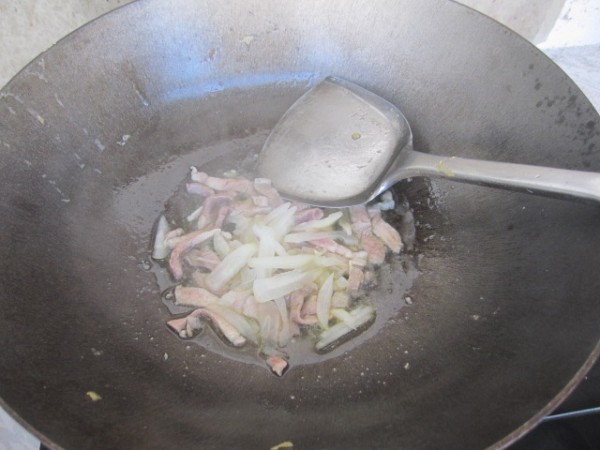 Stir-fried Shredded Potatoes with Shredded Pork and Shrimp Skin recipe