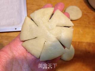 Flower-shaped Red Bean Cake! recipe