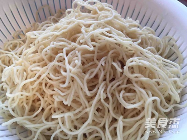 Fried Noodles with Egg Sausage recipe