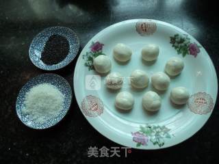 Black Sesame Glutinous Rice Cake recipe