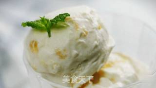 Peach Oolong Ice Cream recipe