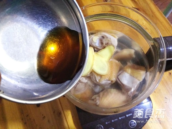 Crab Mushroom and Radish Chicken Soup recipe