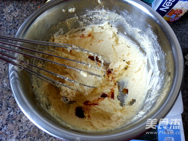 Blackberry Custard Cakes recipe