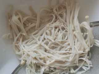 Enoki Mushroom Sliced Pork recipe