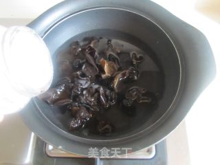 Lettuce and Fungus Mixed with Shredded Chicken recipe