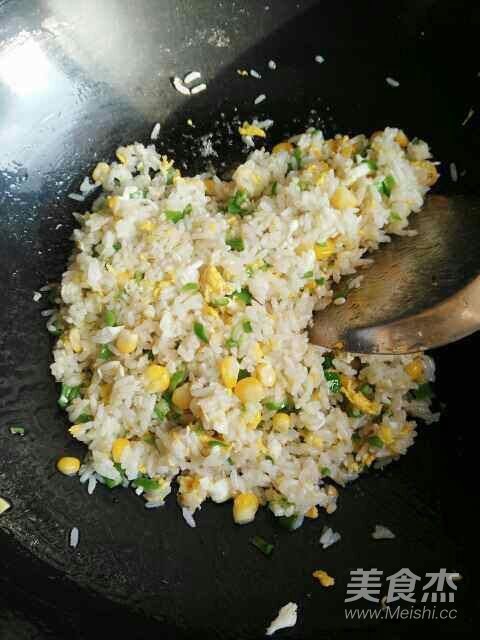 Green Pepper Corn Egg Fried Rice recipe