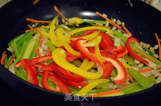 Stir-fried Lotus Root with Cress recipe