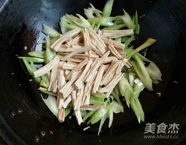 Vegetarian Fried Yuba Lotus Root Slices recipe