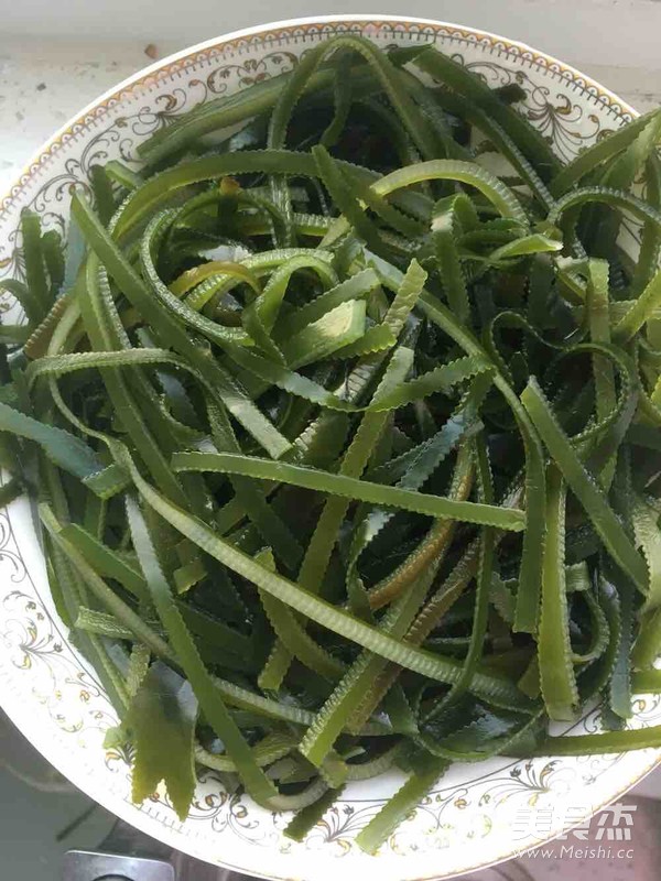 Vegetarian Fried Seaweed Shreds recipe