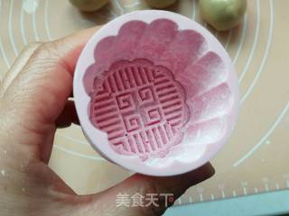 #炉美食# Bean Paste Moon Cake recipe