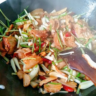 Stir-fried Buckwheat with Dried Sauce recipe