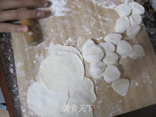 Garland Chrysanthemum Dumplings recipe