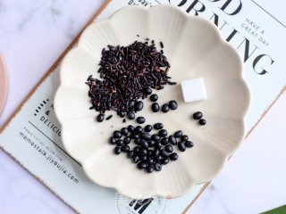 Black Rice and Black Soy Milk recipe