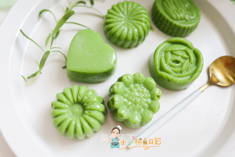 Food Supplement with Spinach and Chickpea Cake Over 6 Months Old recipe