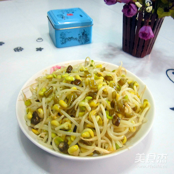 Hot and Sour Soy Sprouts recipe