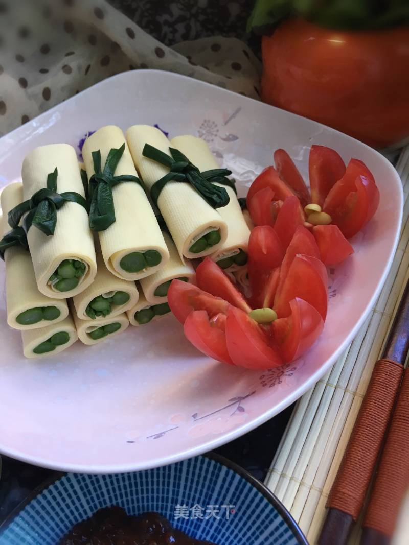 Vegetarian Rolled Asparagus recipe