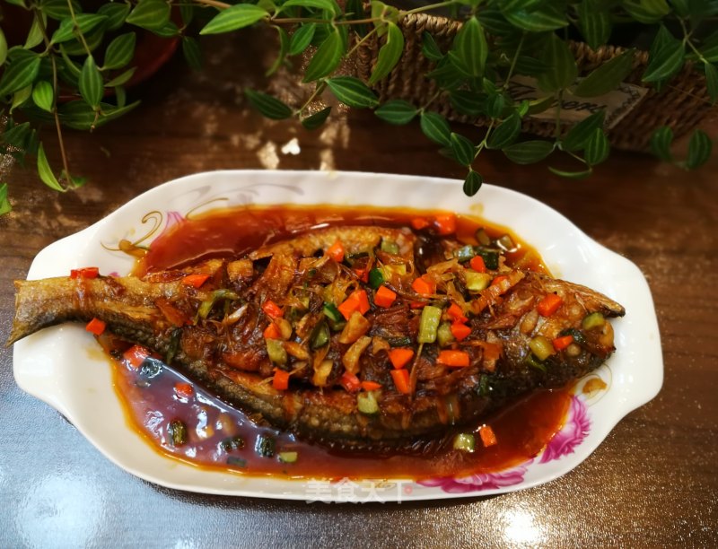 Sweet and Sour Yellow Croaker recipe